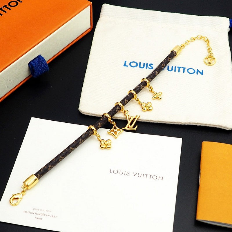 18K Louis Vuitton Blooming Bracelet