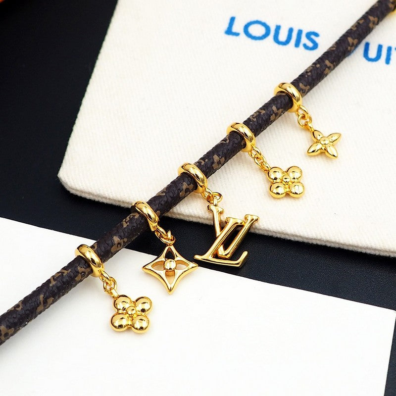 18K Louis Vuitton Blooming Bracelet