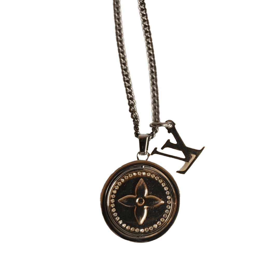 18K Louis Vuitton Catch Necklace